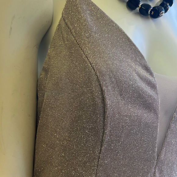 Dress - Picture 1 of 12